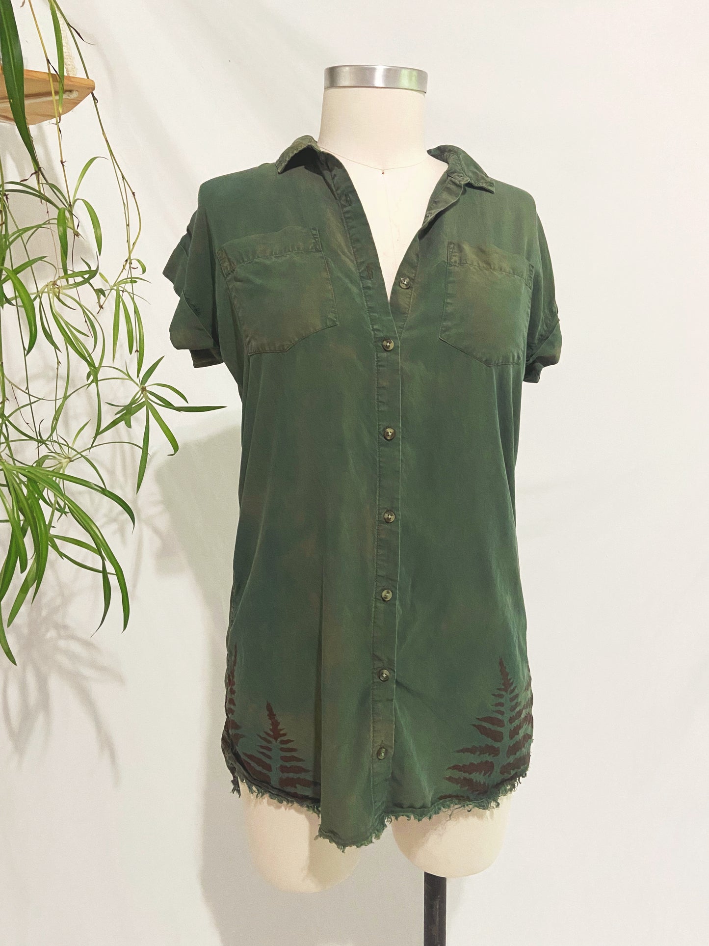 SECOND GENERATION - FERN ARTISTS SHIRT - Medium