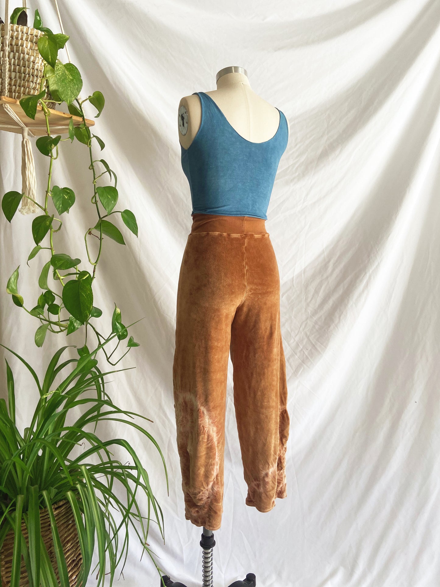 VELOUR JOGGERS - Small