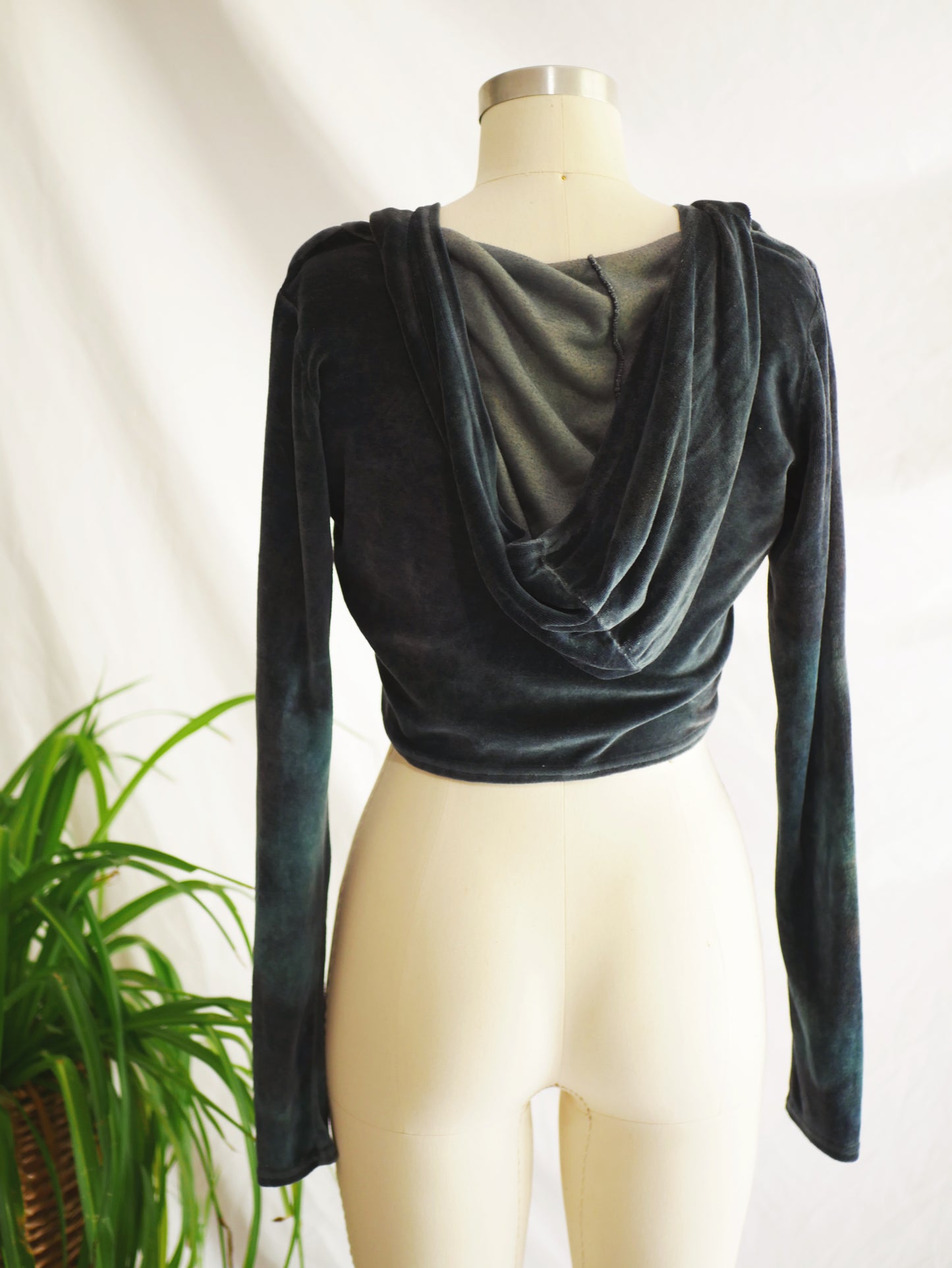 HOODED VELOUR CROP - XSmall